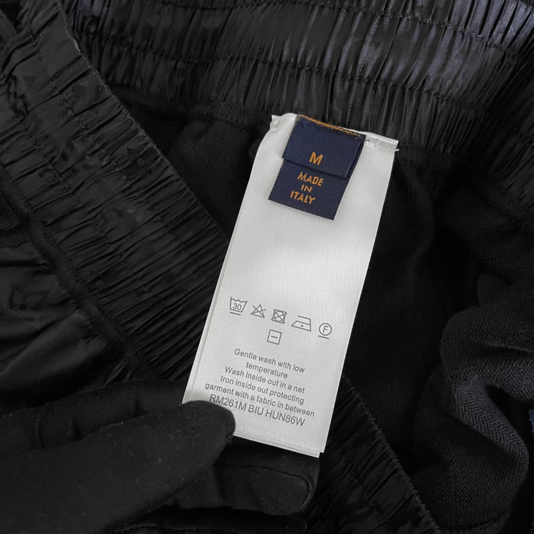 BVG / 루이비통 가죽태그 워크 반바지