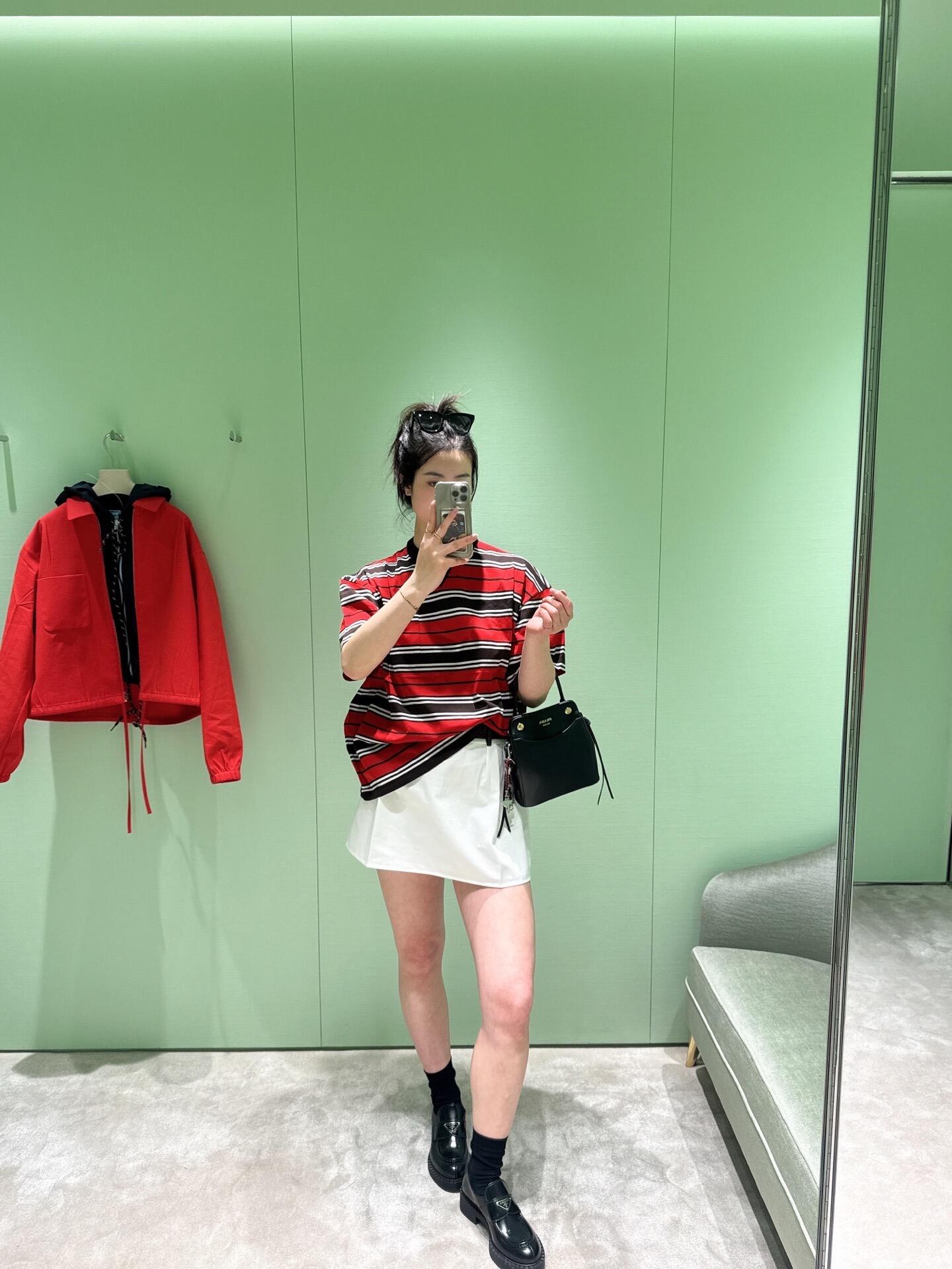 BVG / 프라다 스트라이프 면 티셔츠