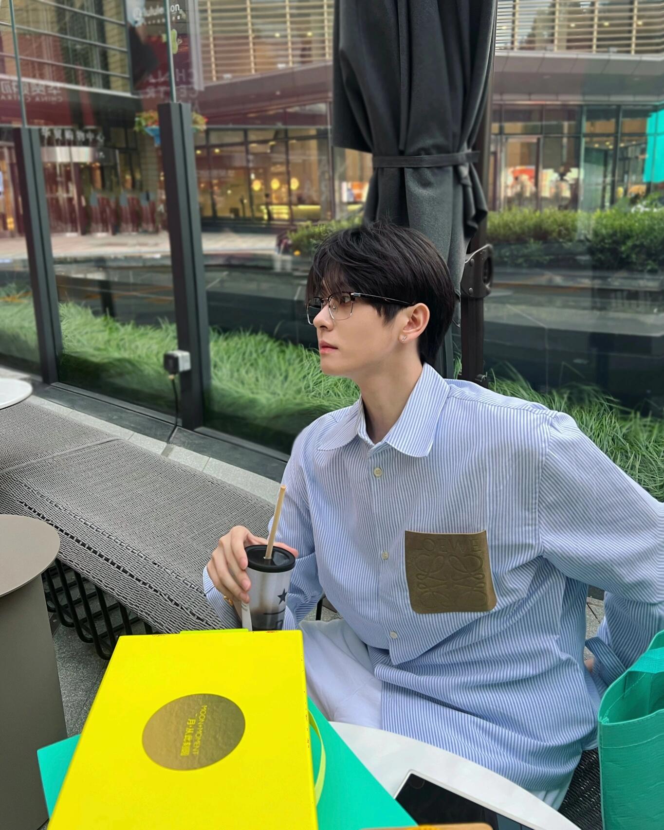 BVG / 루이비통 면 소재 스트라이프 셔츠