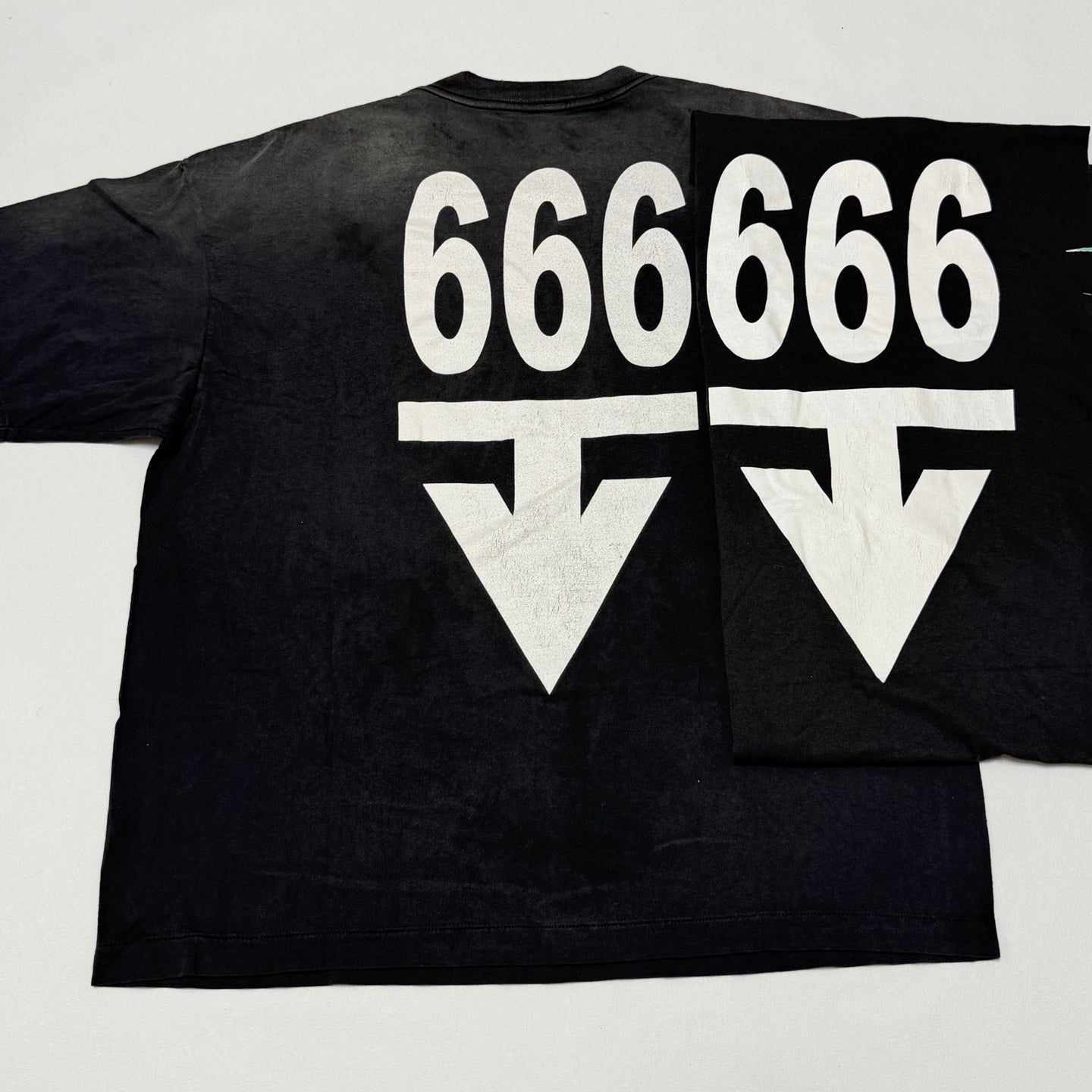 scn / 입생로랑 해골 자유의 여신 666 프린트 빈티지 워시드 반팔 티셔츠
