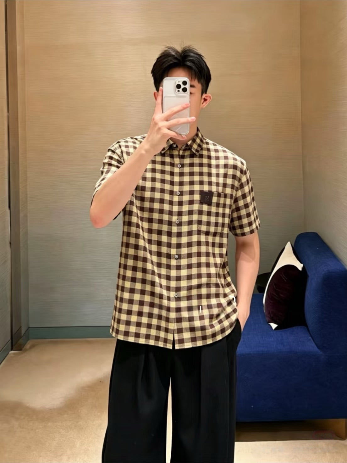 V공장 / 루이비통 반팔