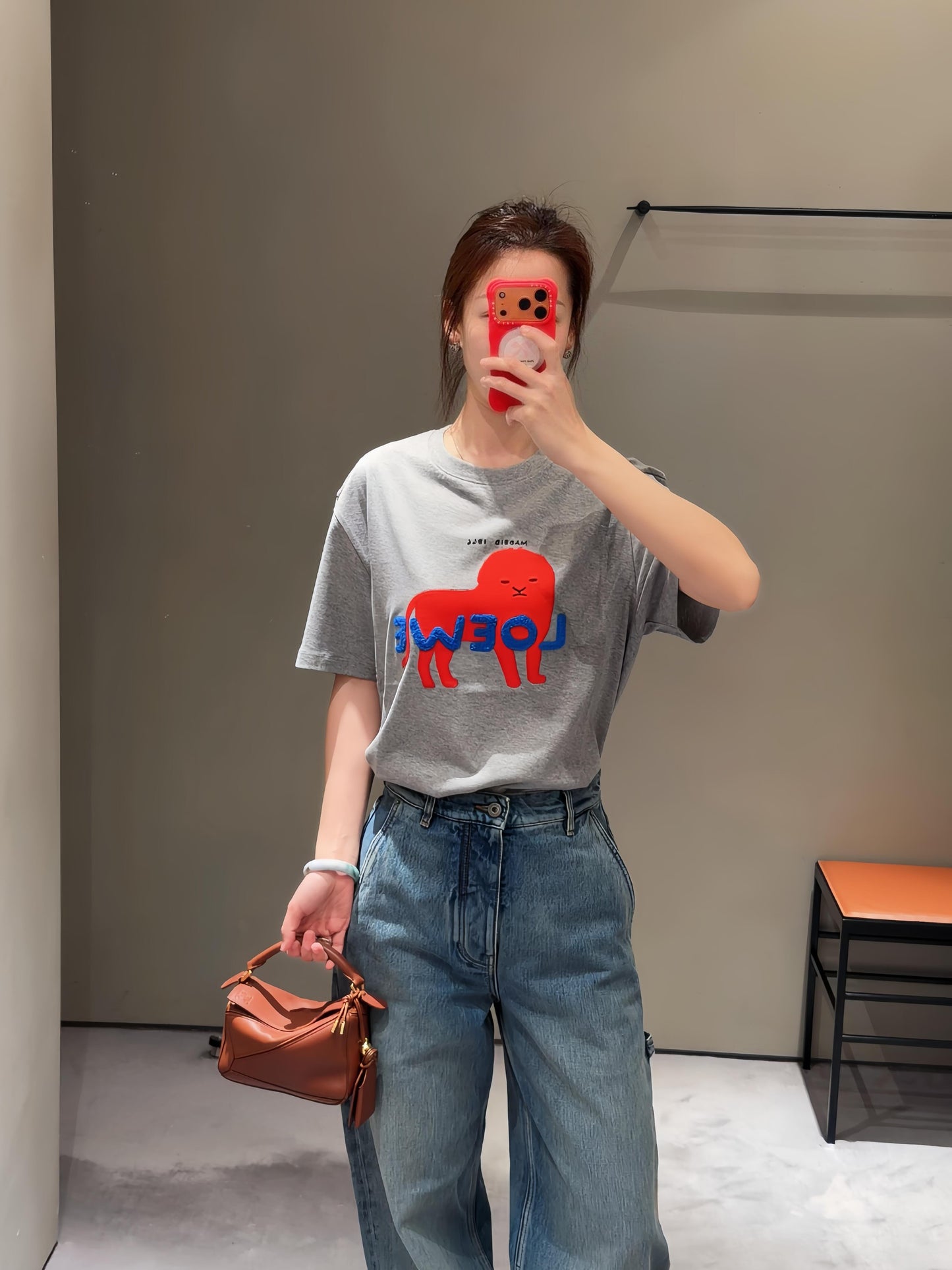 BVG / 루이비통 미니 몬스터 패턴 라운드넥 반팔