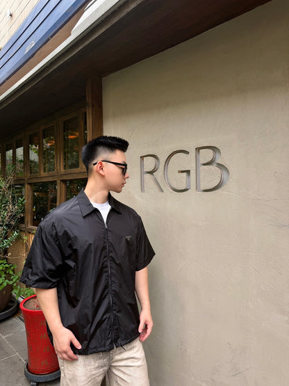 BVG / 프라다 삼각 로고 지퍼 반팔 셔츠