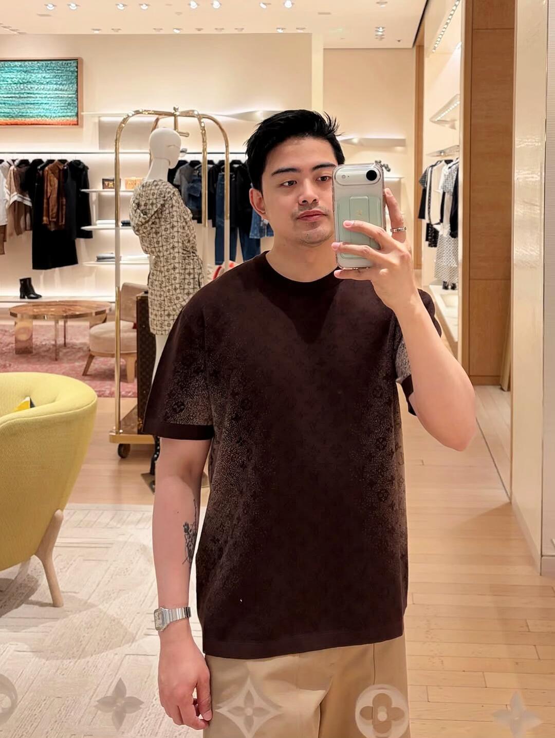 BVG / 루이비통 신상 그라데이션 자카드 니트