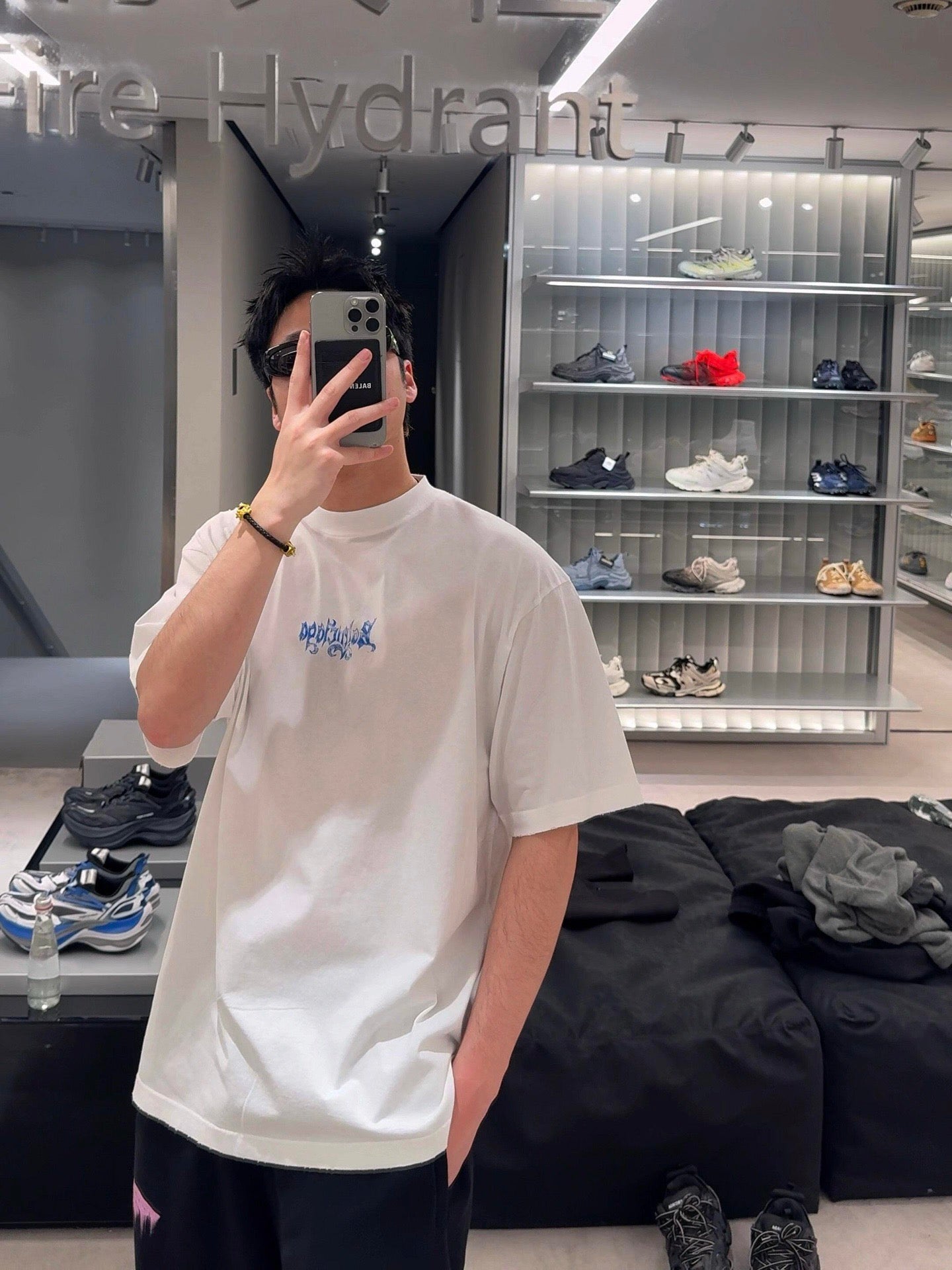 V Factory / Balenciaga Short-sleeved T-shirt
