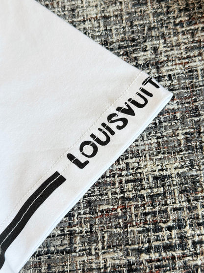 Timo / Louis Vuitton Two-Tone Line Print T-Shirt