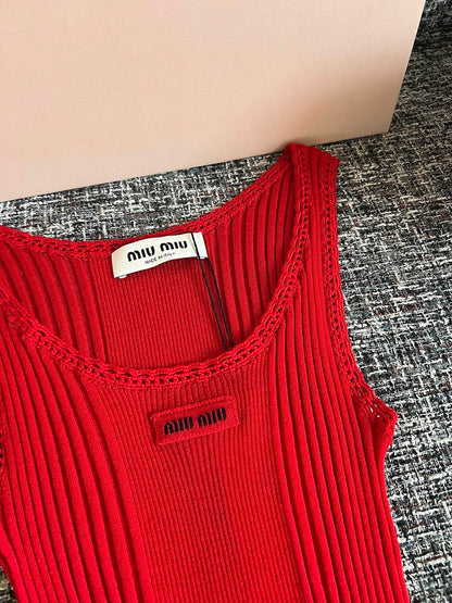 Timo / MIUMIU V-neck Strap Dress