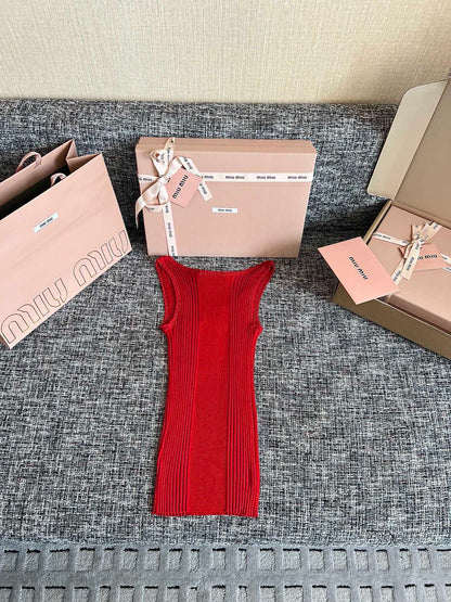 Timo / MIUMIU V-neck Strap Dress