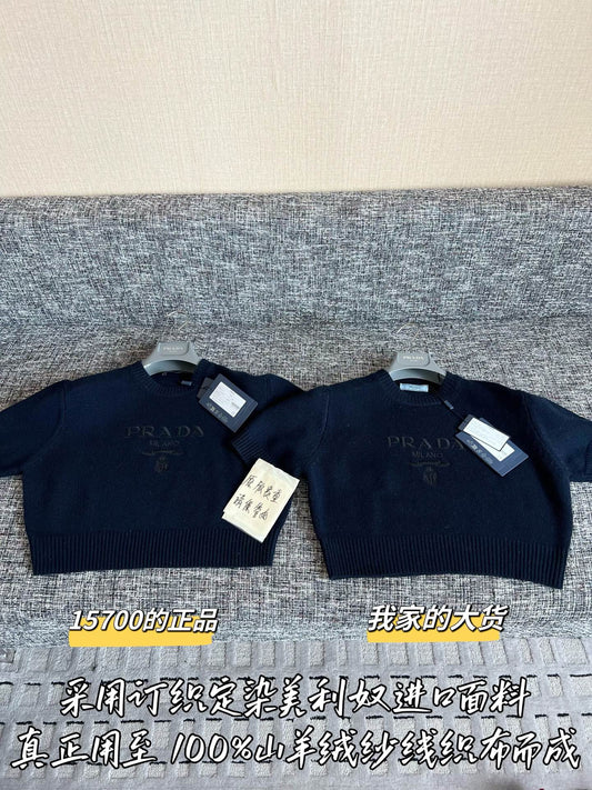 Timo / Prada 26 Early Spring New Knitted Short-sleeved Top