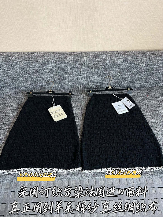 Timo / Chanel 26 Early Spring New Collection Mini Skirt
