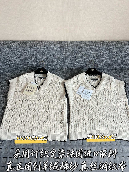Timo / Chanel 26 Early Spring Knit Vest