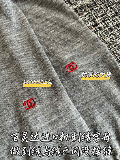 Timo / Chanel Early Spring 26 New Knit Short-Sleeved Top