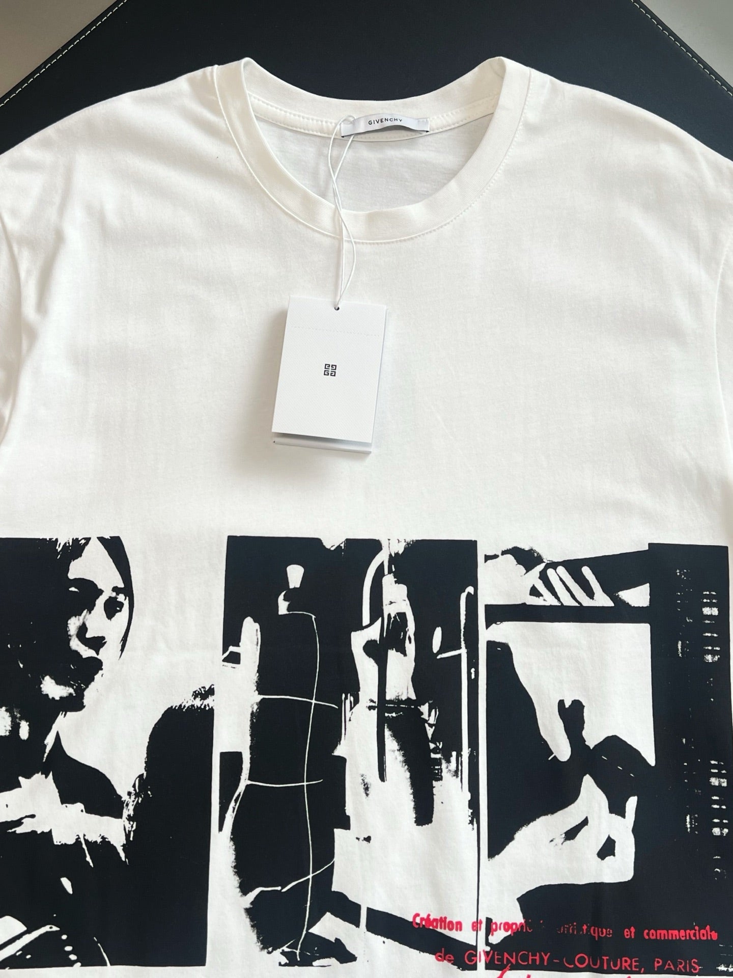 V Factory / Givenchy Short-Sleeved T-Shirt
