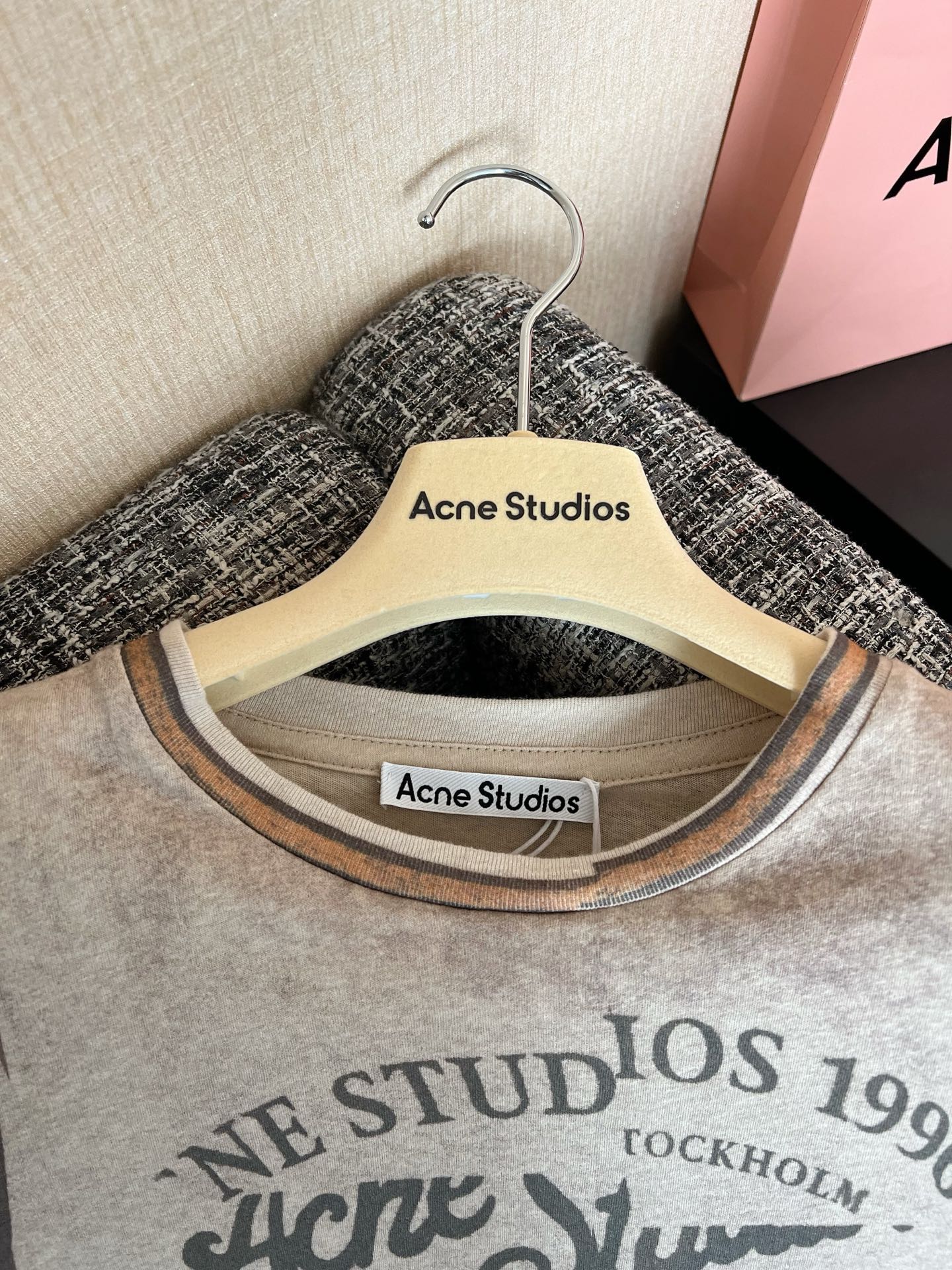 Timo / Acne Studios 그래피티 빈티지 워싱 반팔 티셔츠