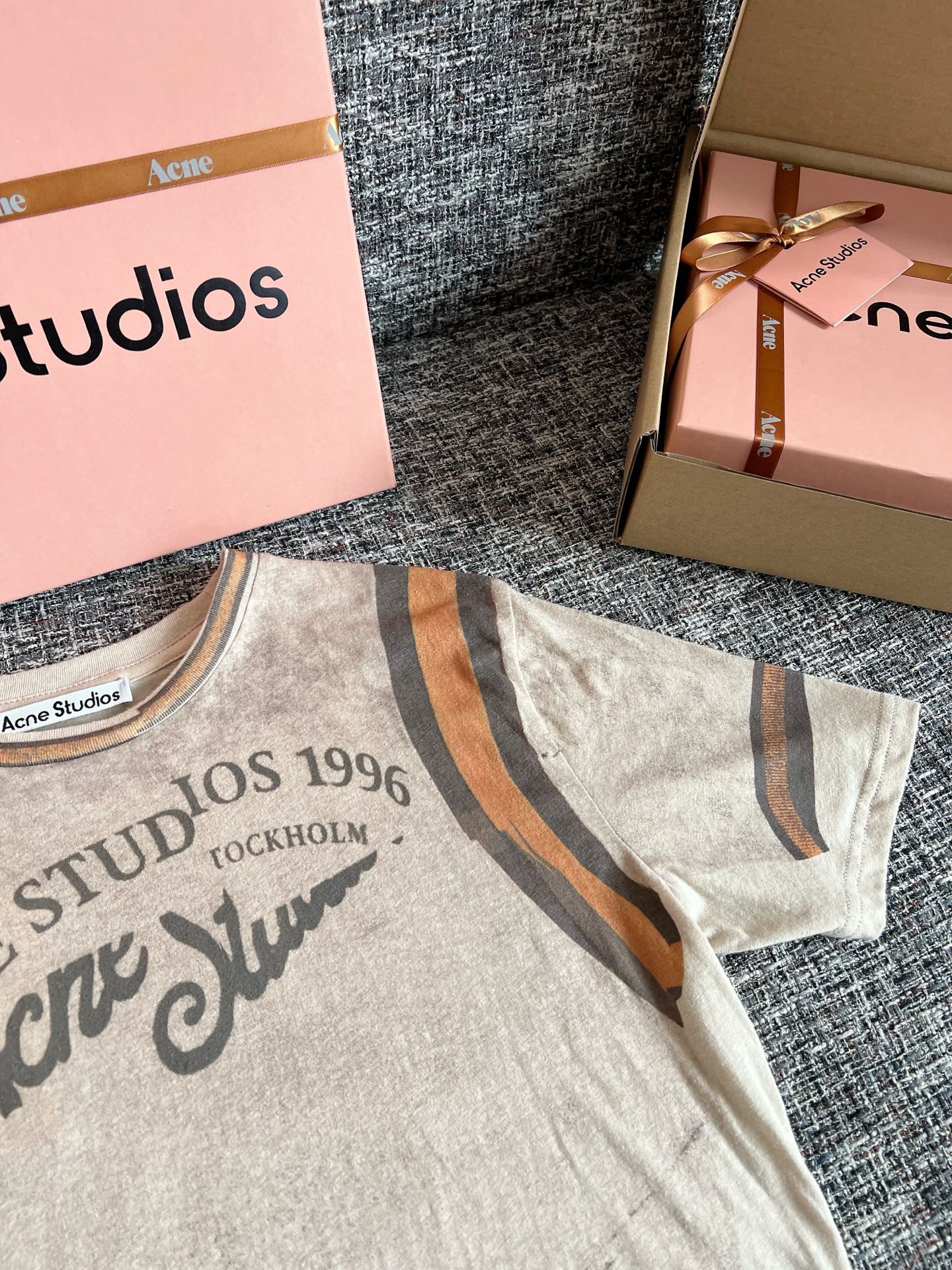 Timo / Acne Studios 그래피티 빈티지 워싱 반팔 티셔츠