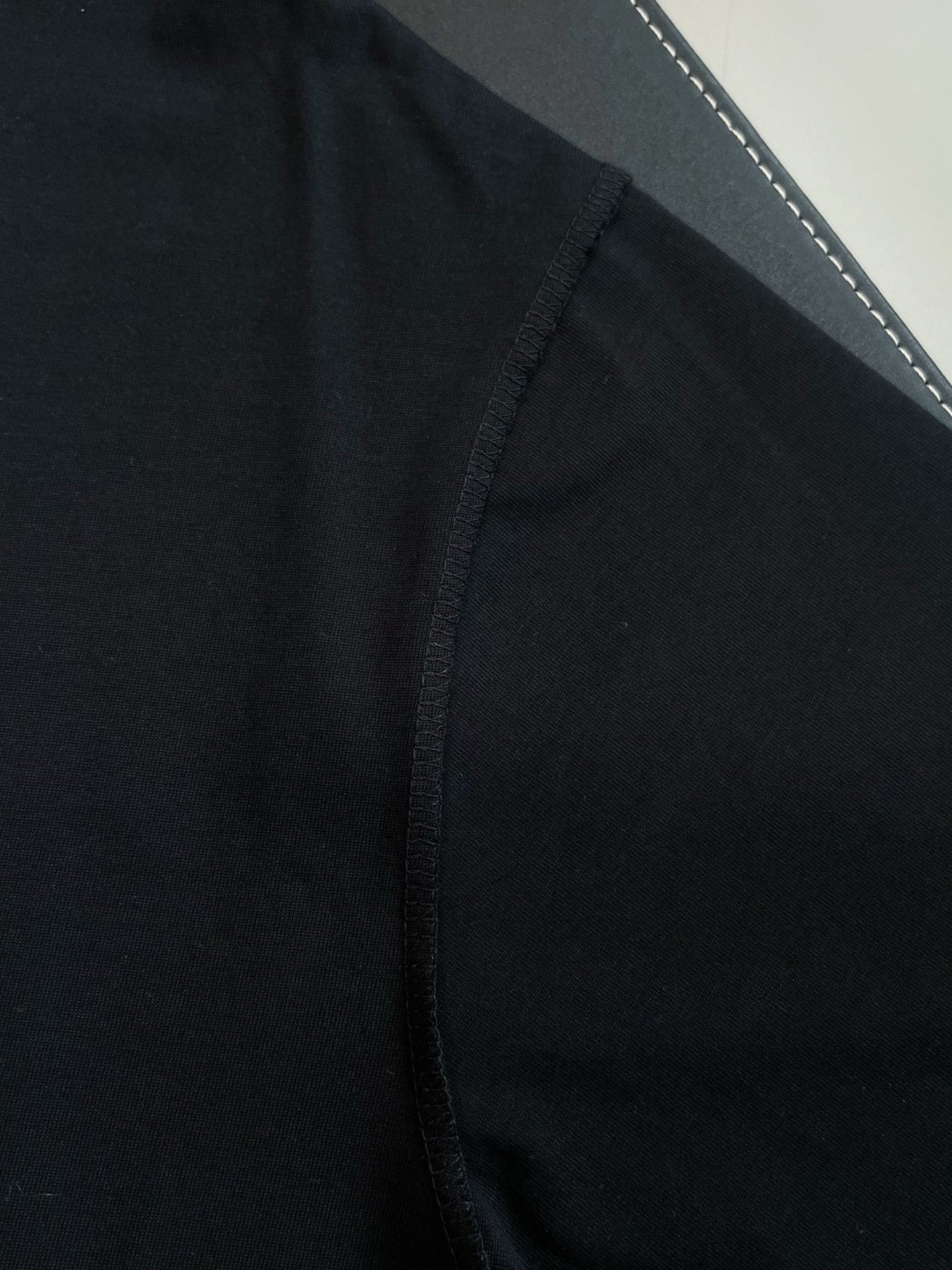 V Factory / Louis Vuitton Short-sleeved
