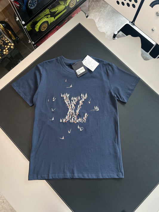 V factory / Louis Vuitton short-sleeved
