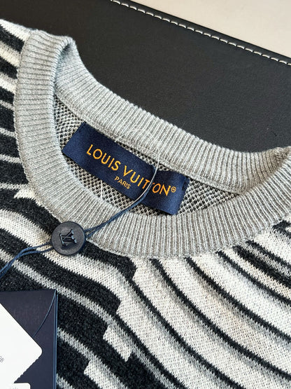 V Factory / Louis Vuitton T-shirt