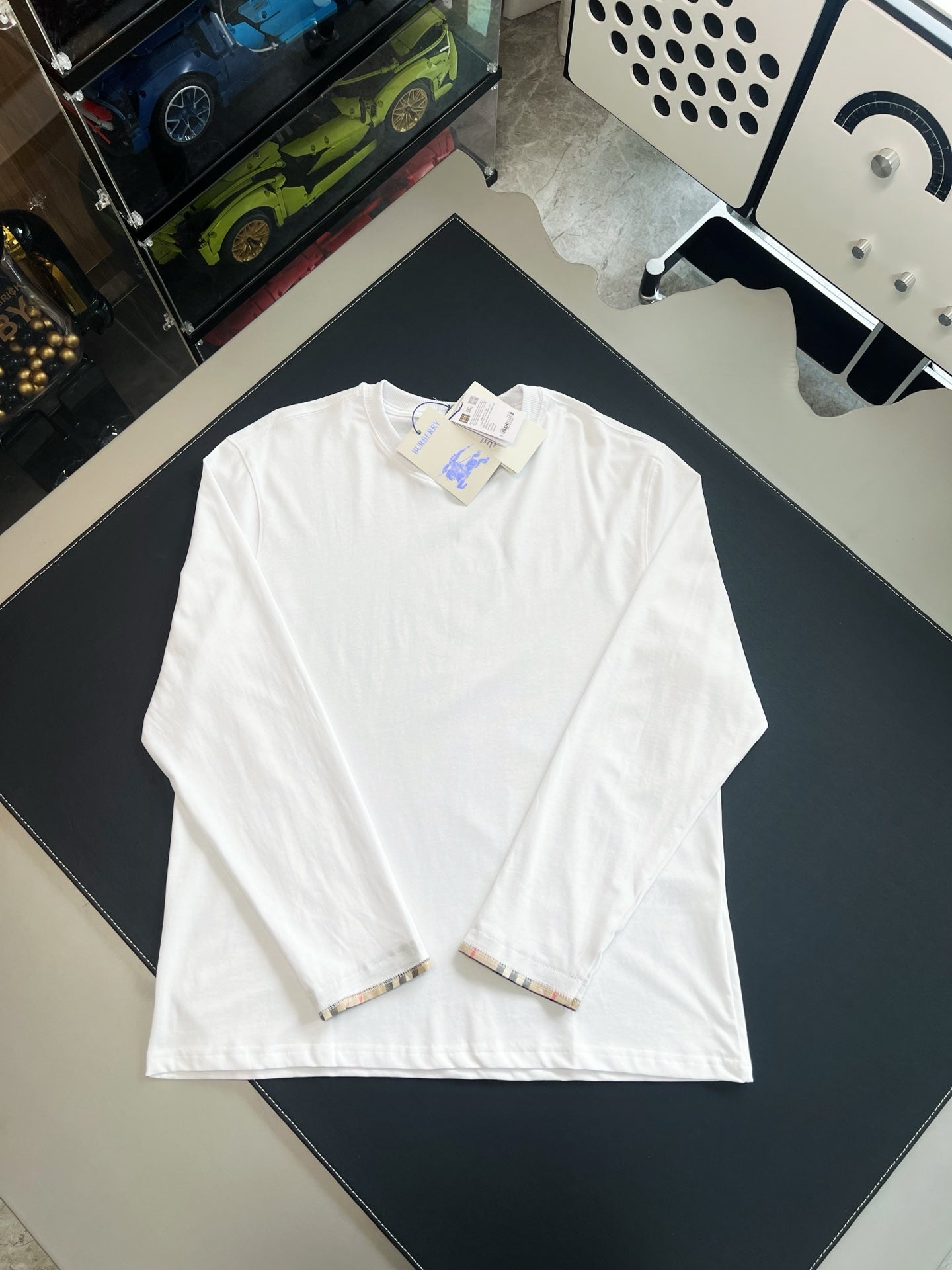 V Factory / Burberry Long Sleeve