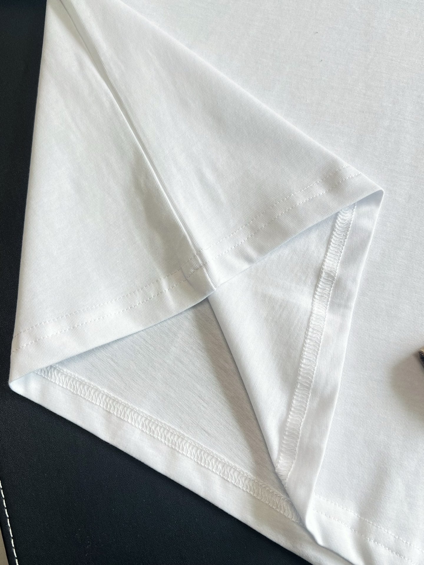 V Factory / Burberry Long Sleeve