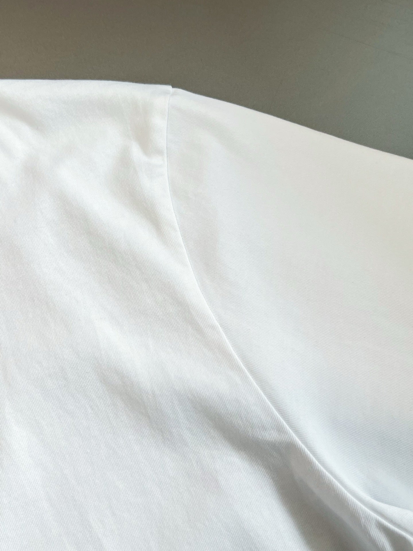 V Factory / Prada Short-sleeved