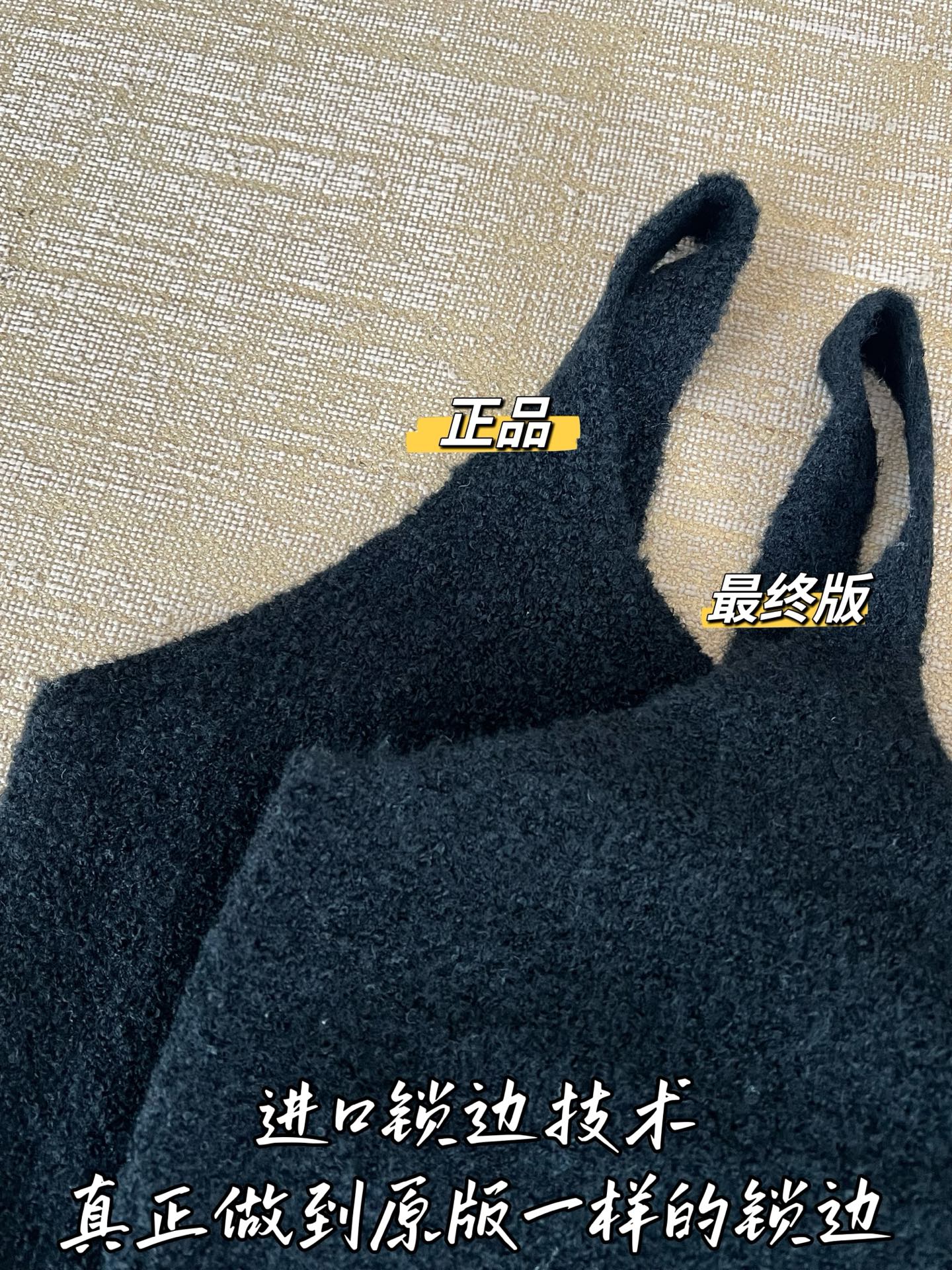 Timo / Louis Vuitton Metal Button Knit Shorts
