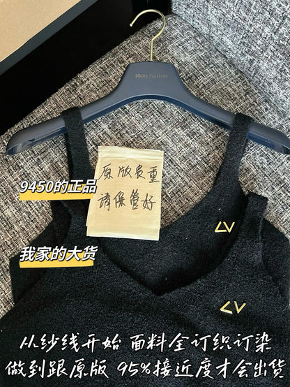 Timo / Louis Vuitton 26 Early Spring New Strap Top
