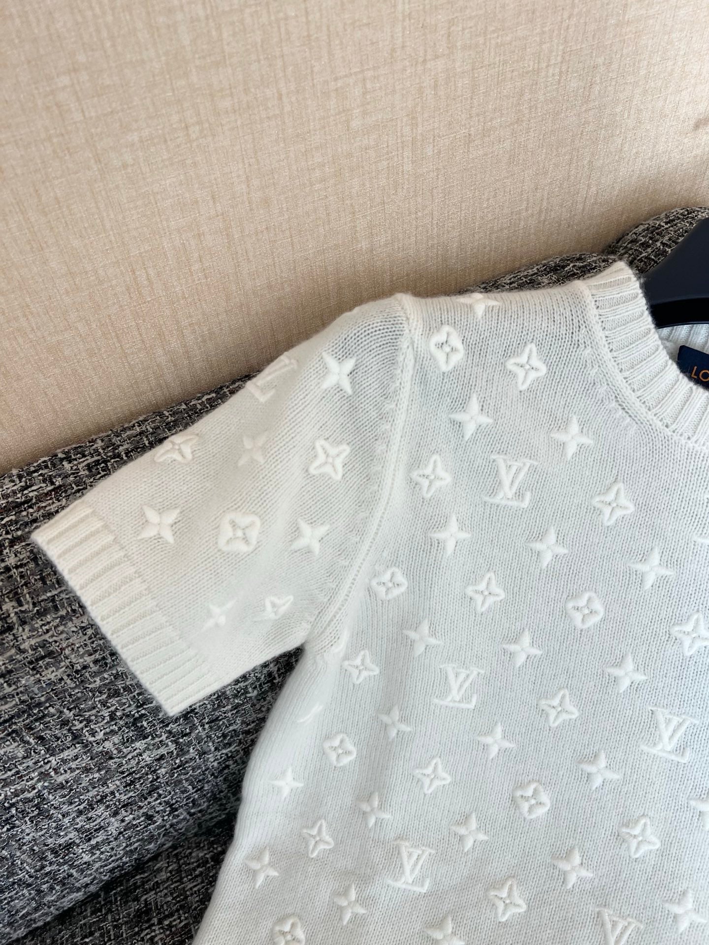 Timo / Louis Vuitton Monogram Embroidered Knit Short-Sleeve T-Shirt