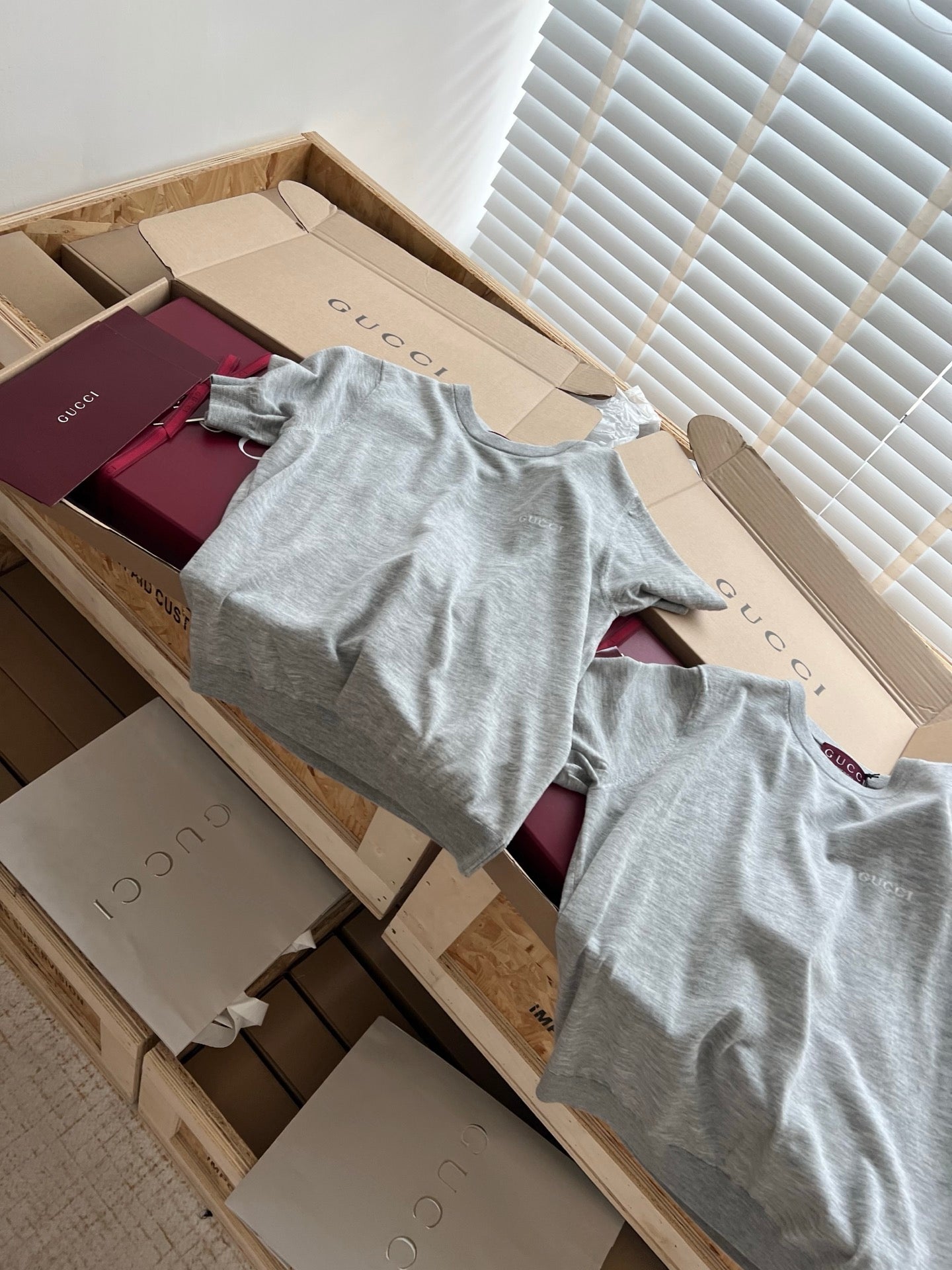 TMO / Gucci Mini Lettering Short-Sleeved Knit