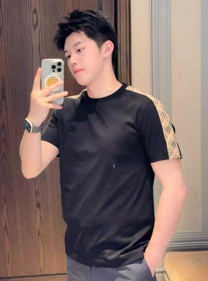 V Factory / Burberry Short Sleeve T-shirt