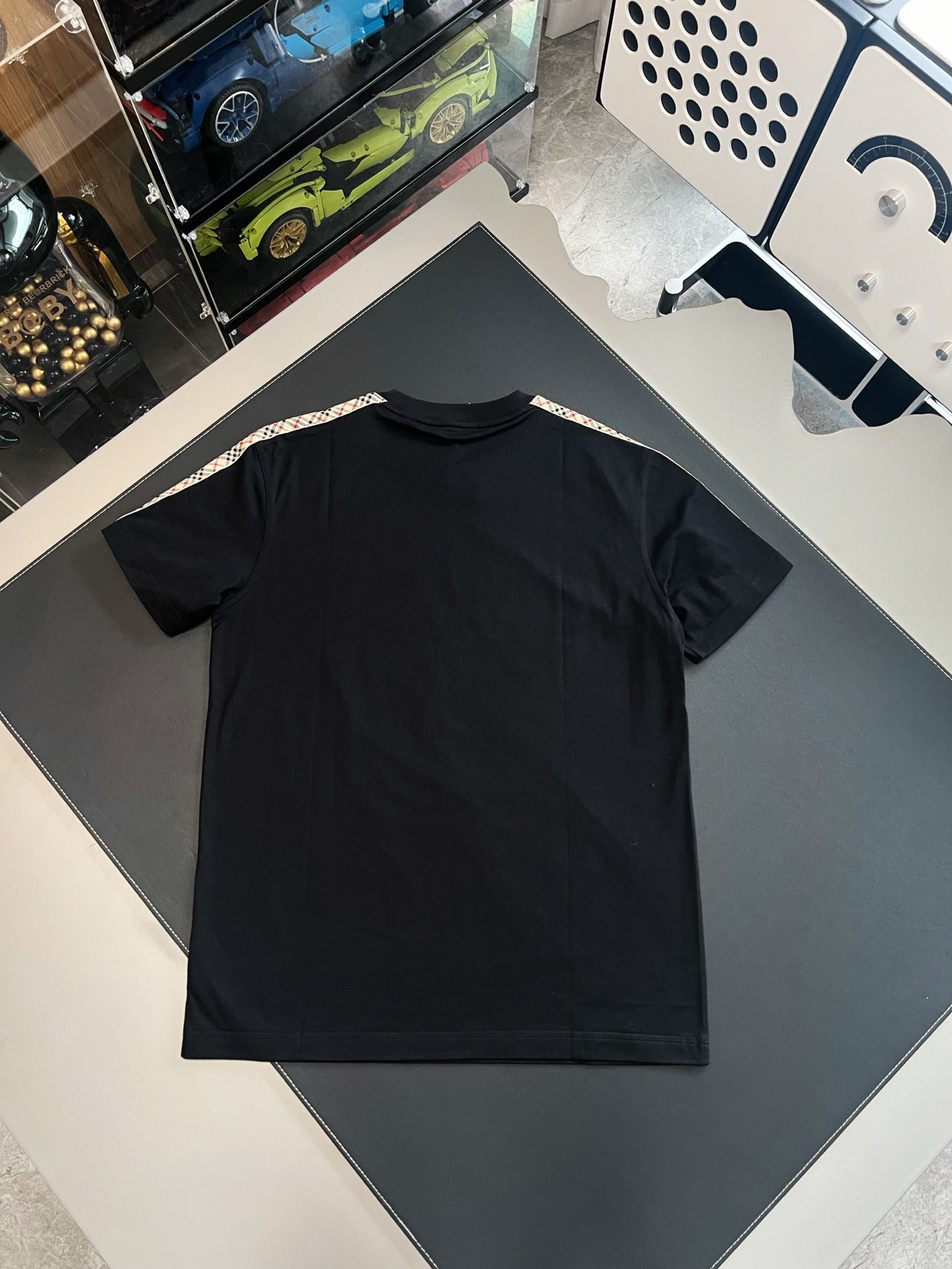 V Factory / Burberry Short Sleeve T-shirt