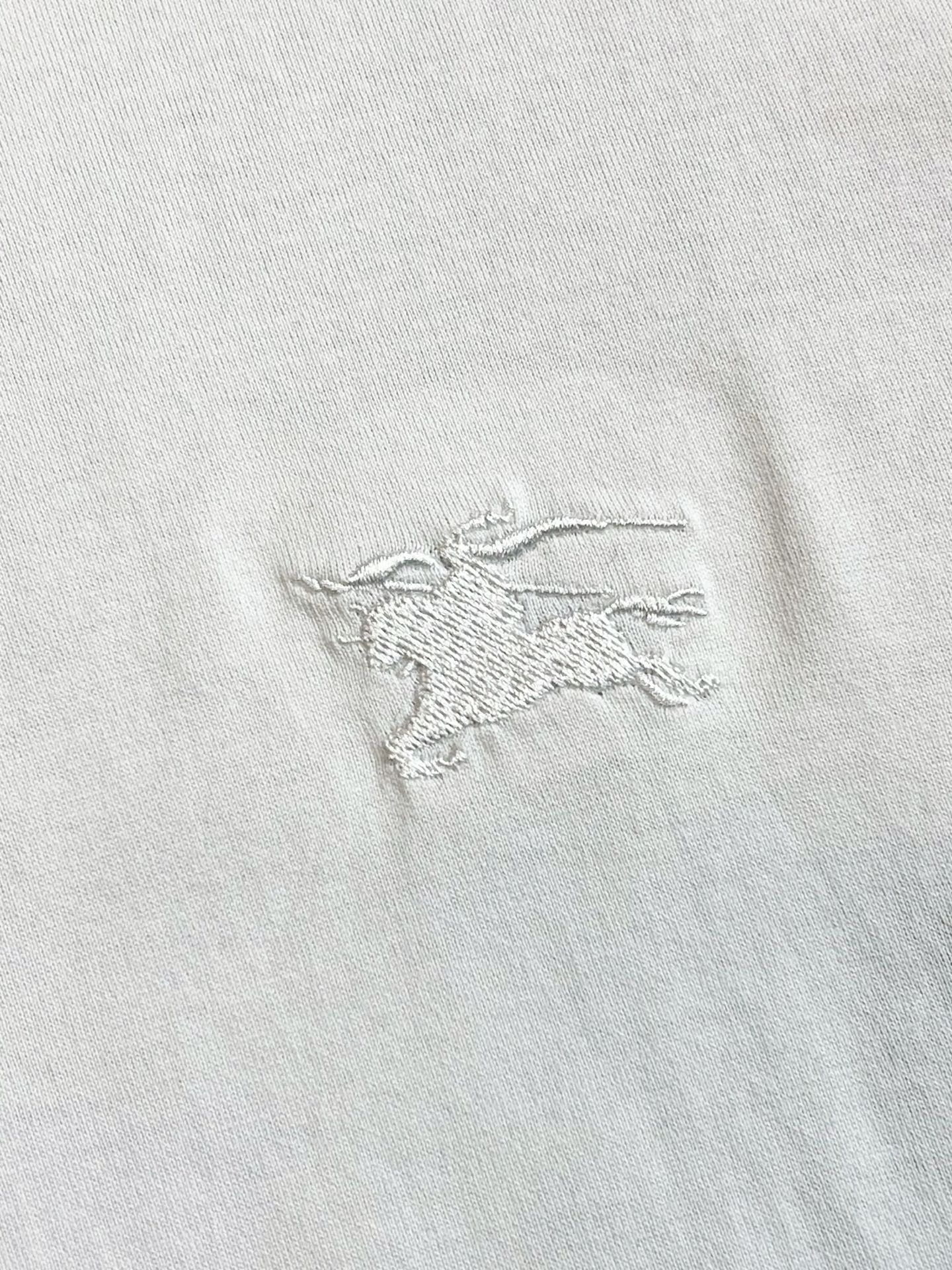 V공장 / 버버리 반팔