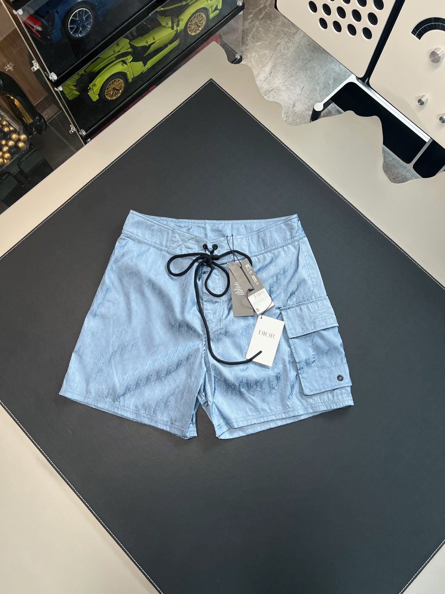 V factory / Dior shorts