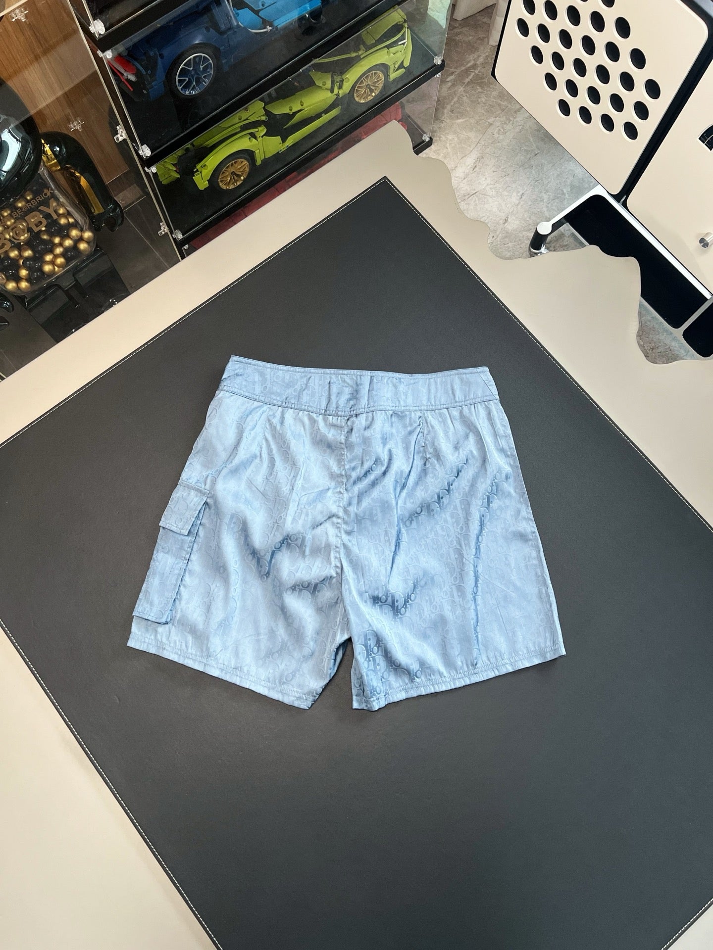 V factory / Dior shorts
