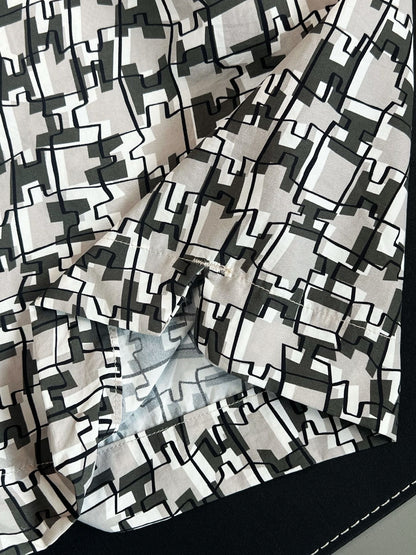 V factory / Dior shorts