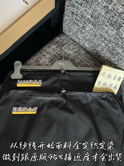 티모 / 프라다 26SS 신상 미니 스커트