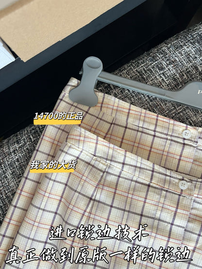 티모 / 프라다 26SS 신상 하프치마