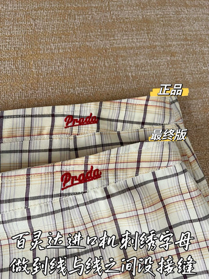 티모 / 프라다 26SS 신상 하프치마