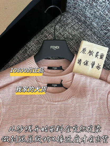 티모 / 펜디 26SS 신상 컬러 대비 니트 반팔
