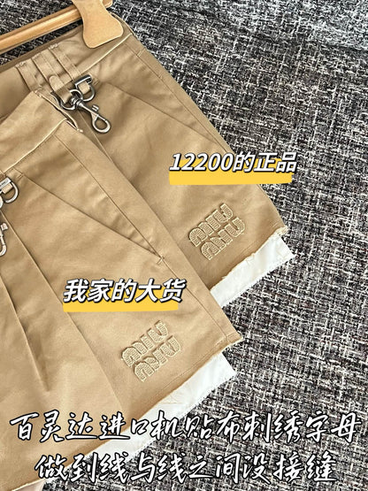 티모 / 미우미우 26SS 신상 미니스커트