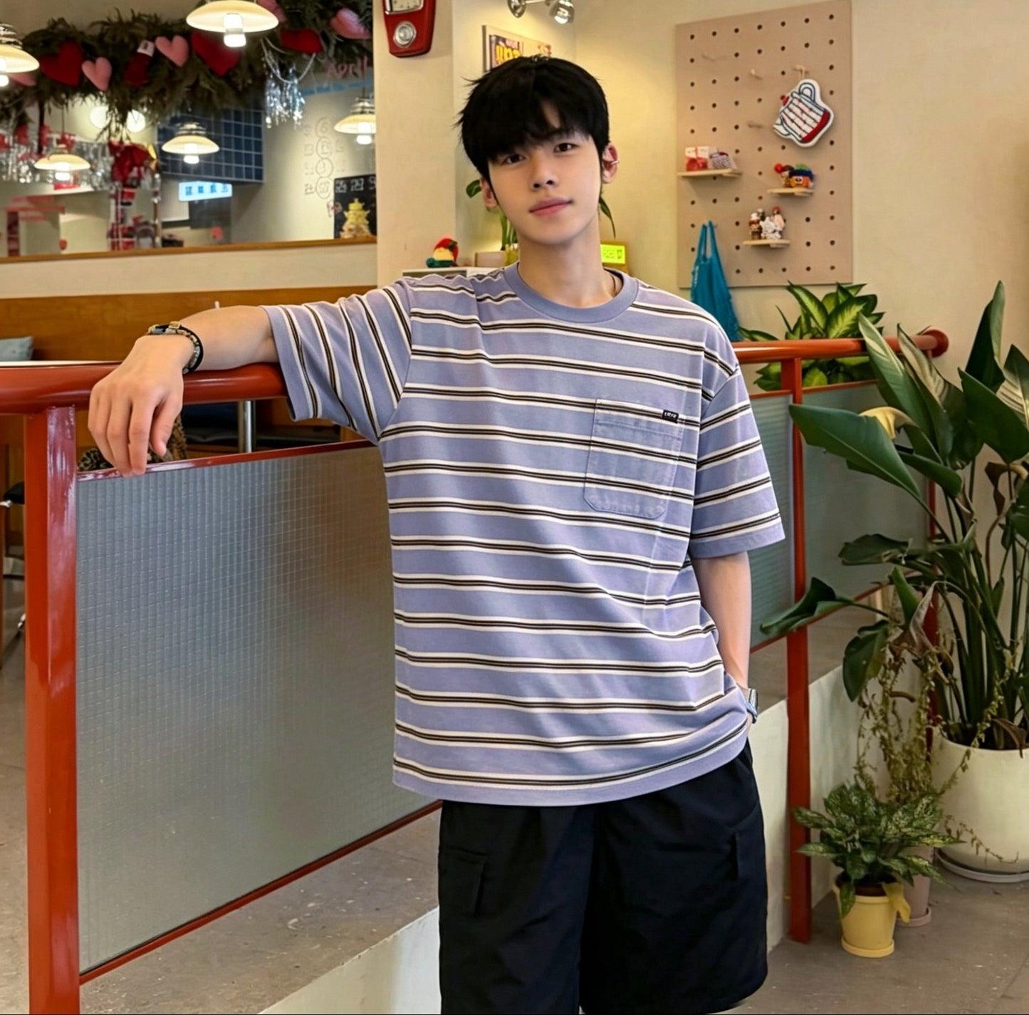 BVG / 프라다 파란 줄무늬 라운드넥 반소매 티셔츠