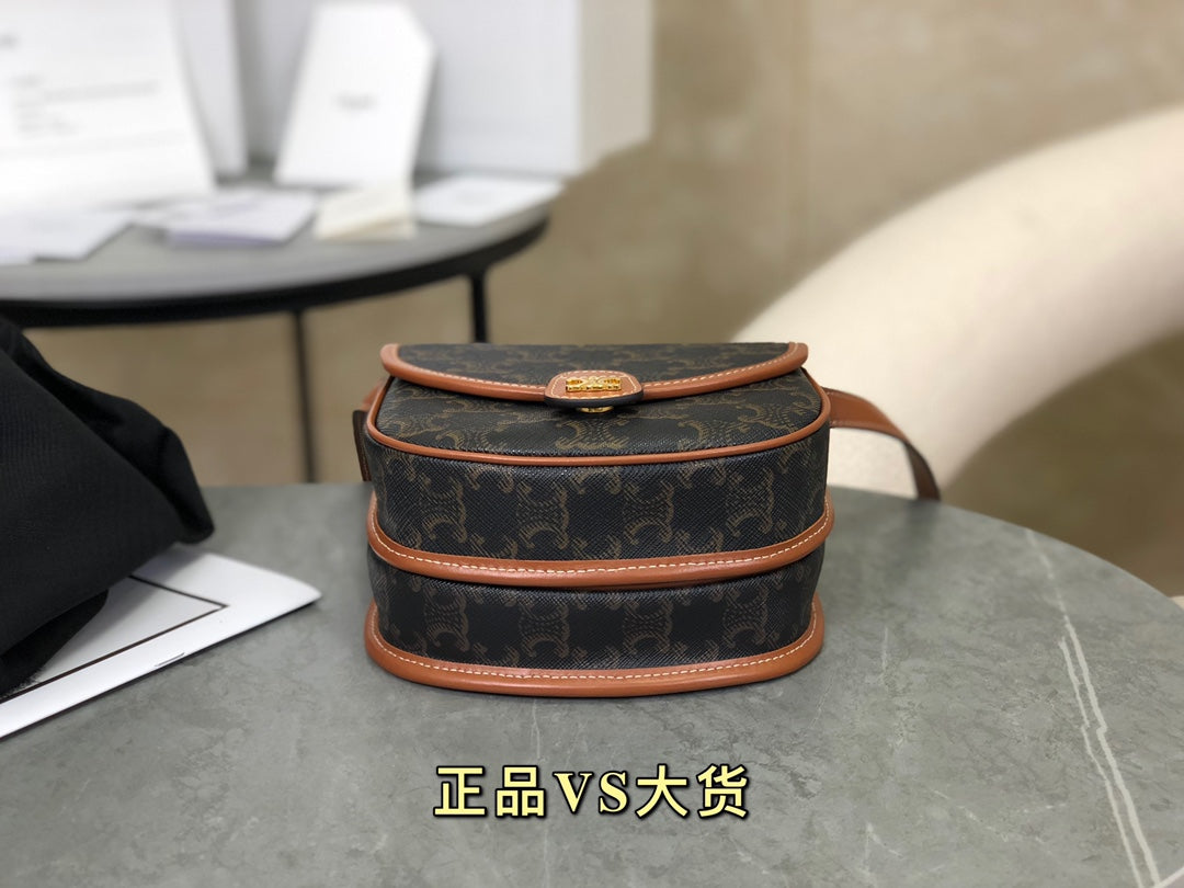 백경공장 / 셀린느 새들백