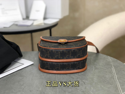 백경공장 / 셀린느 새들백