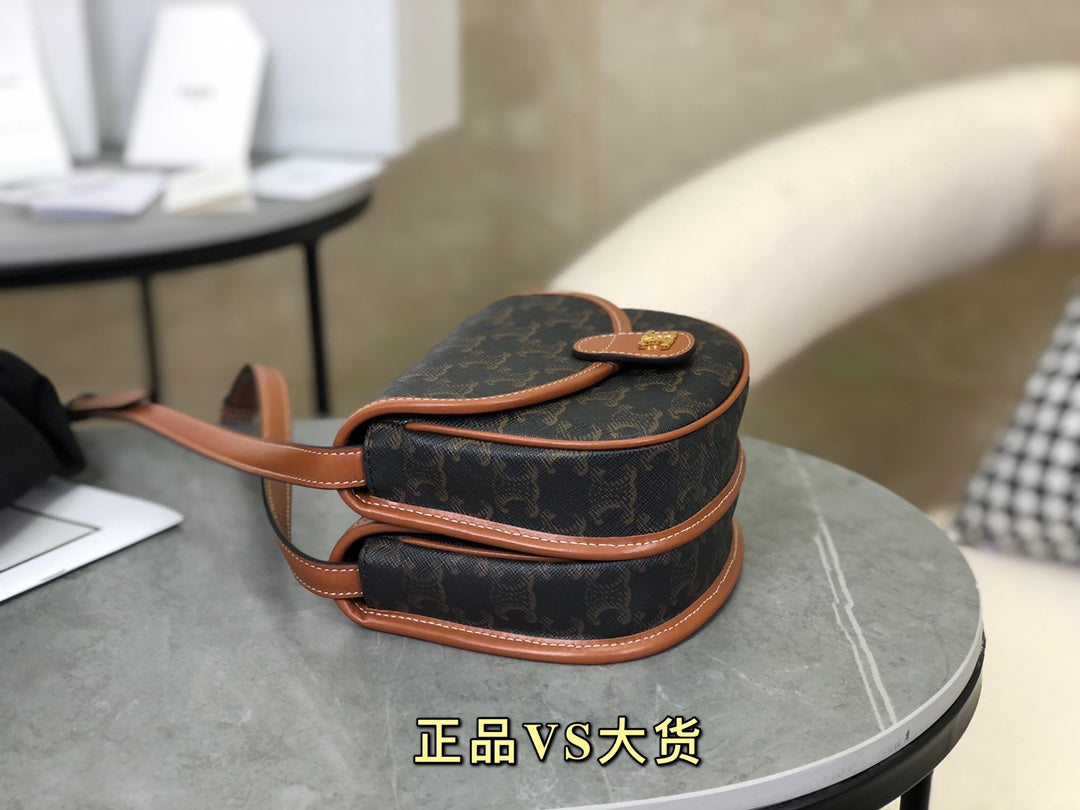 백경공장 / 셀린느 새들백