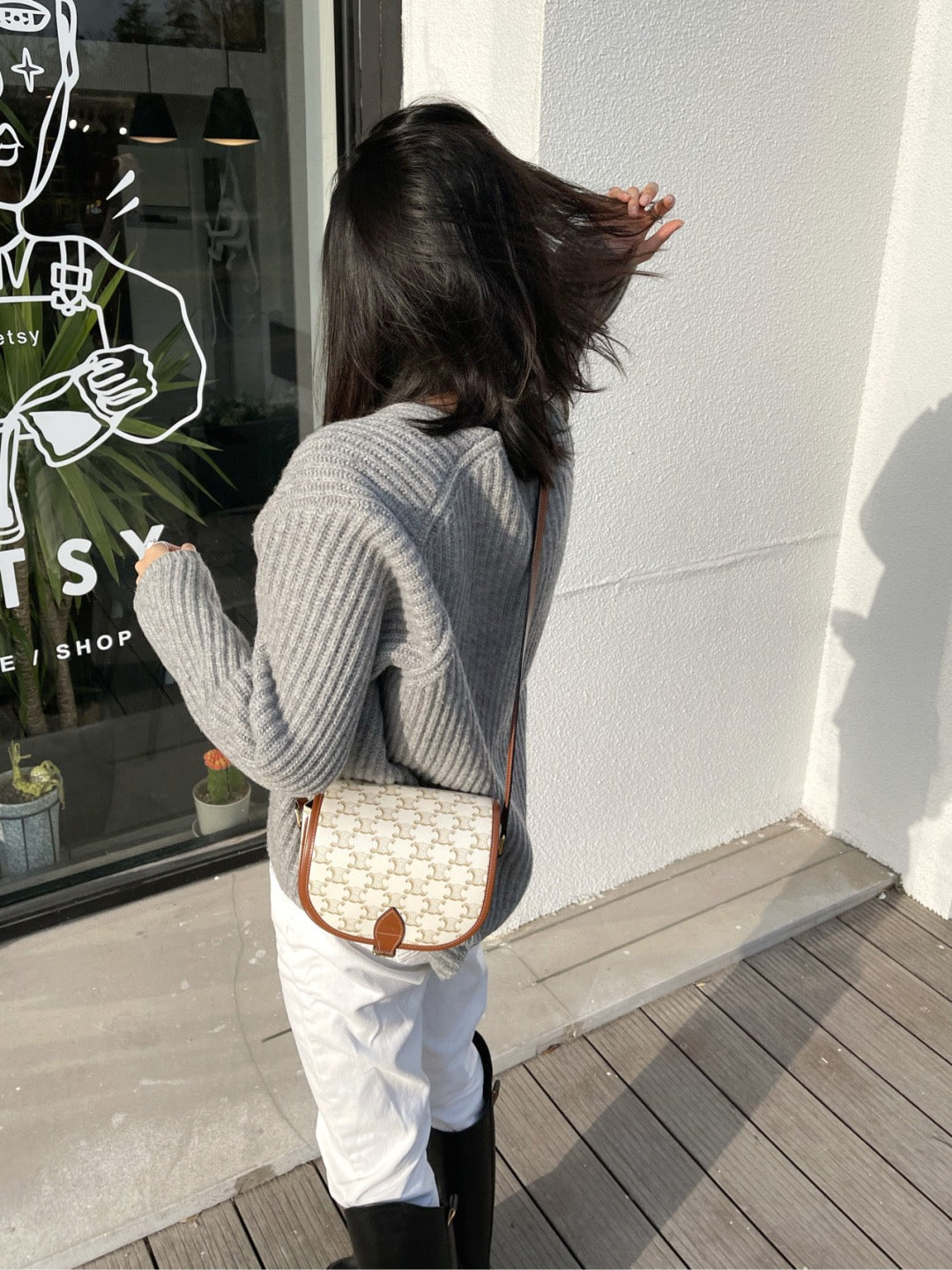 백경공장 / 셀린느 새들백