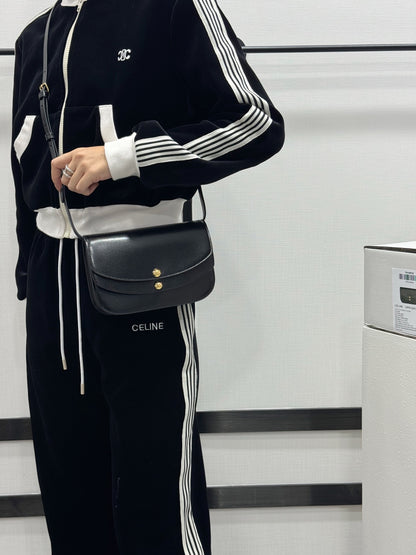 백경공장 / 셀린느 끈 장식 지갑