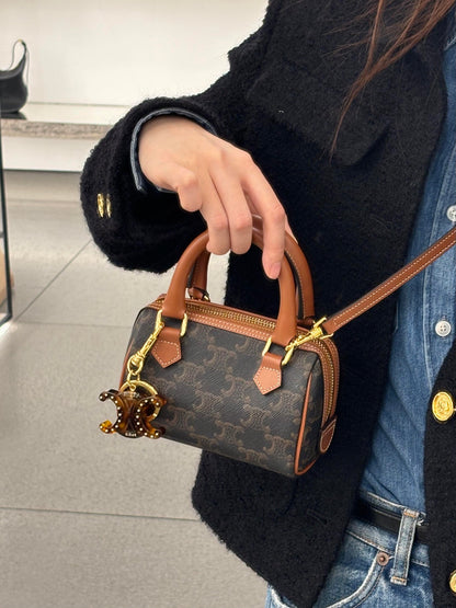 백경공장 / 셀린느 신상 미니 로고 프린트 보스턴 백