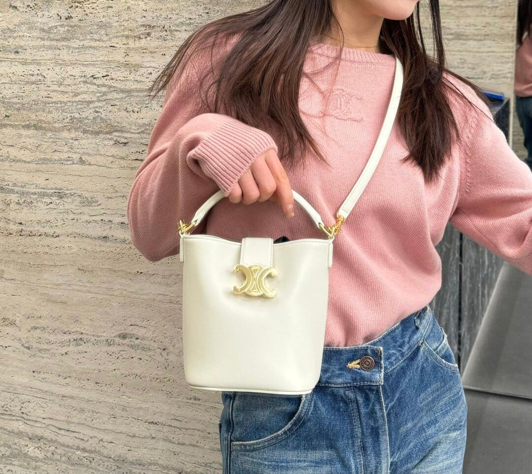 백경공장 / 셀린느 미니 스무스 소가죽 핸들 버킷 백