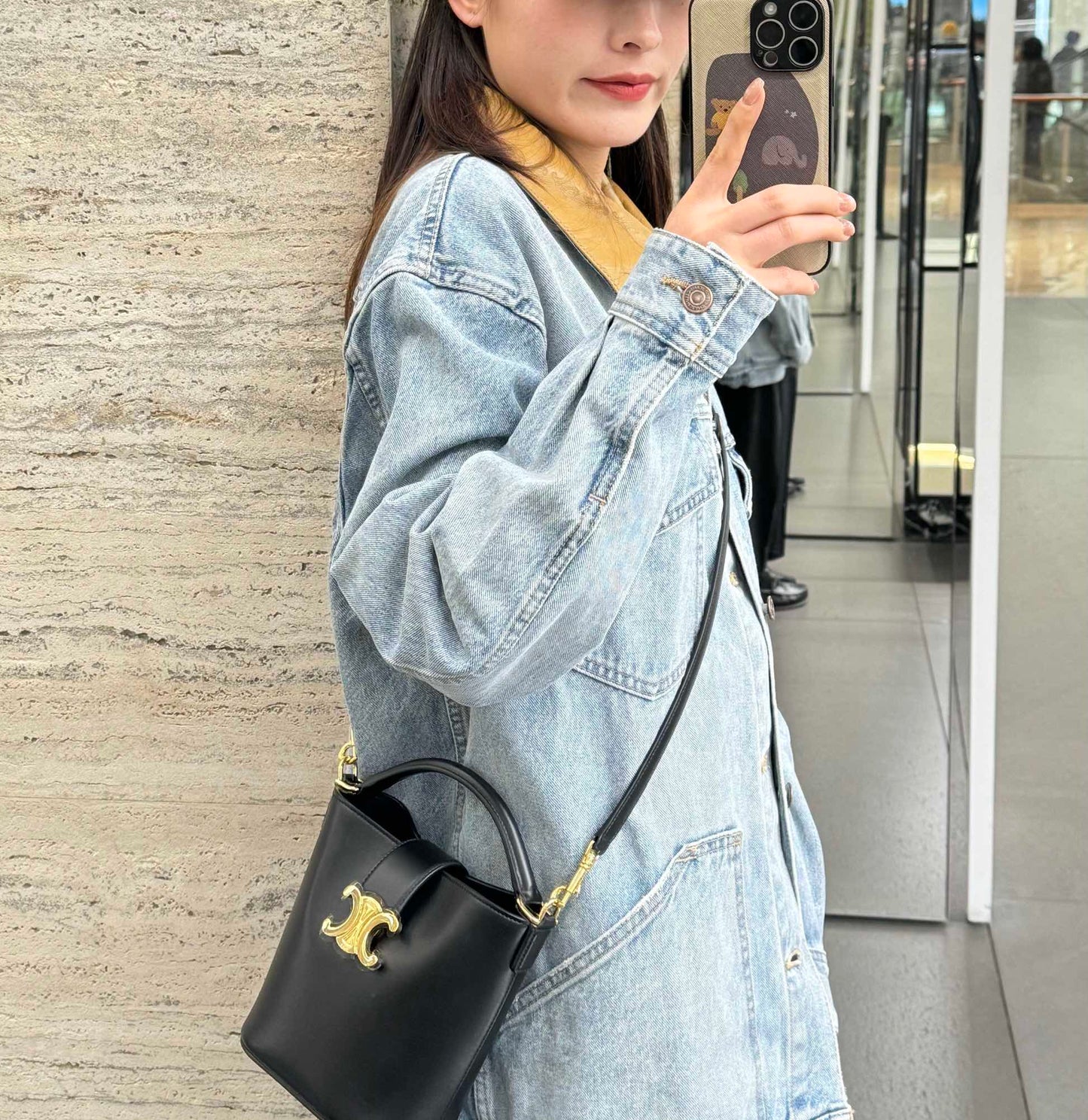 백경공장 / 셀린느 미니 스무스 소가죽 핸들 버킷 백