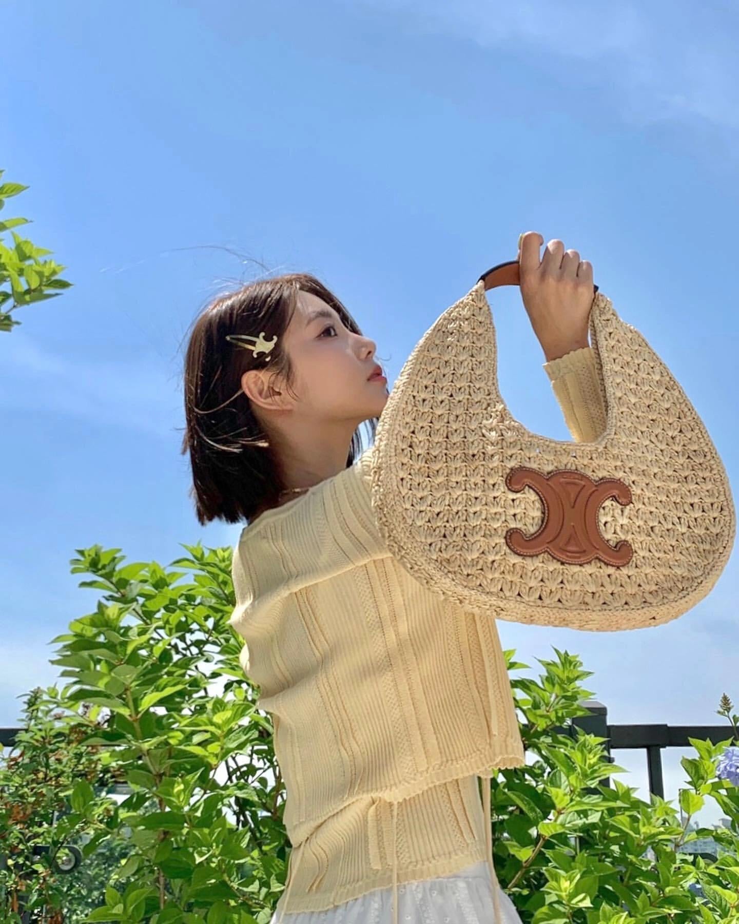 백경공장 / 셀린느 식물 소재 소가죽 호보 백